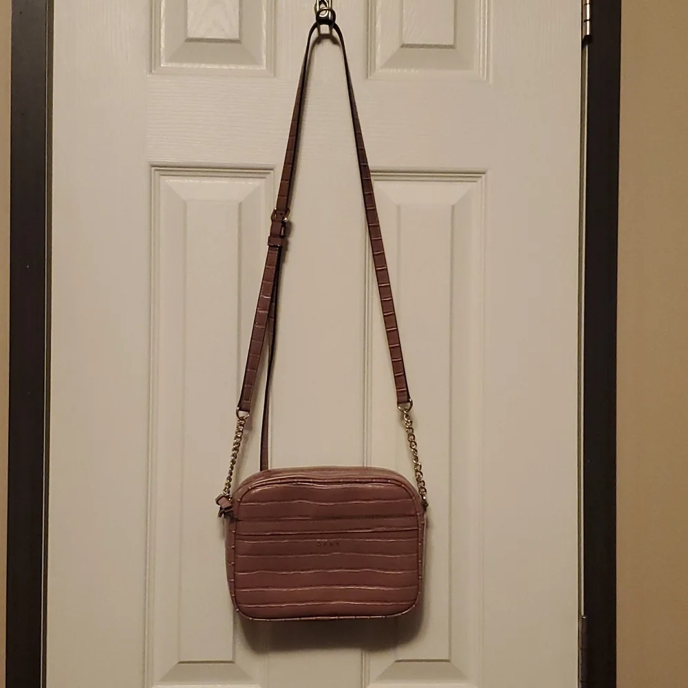 DKNY Shoulder Purse - Picture 1 of 3